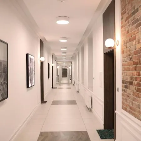 Energetic In Center! Апартаменты Вроцлав