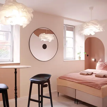 Apartment Energetic In Center! *